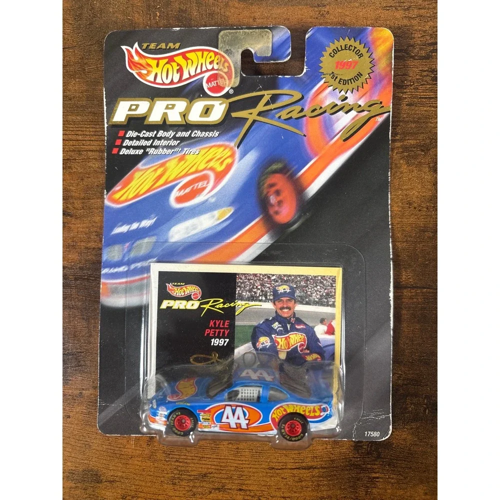 Hot Wheels Pro Racing 1997 Kyle Petty #44 Pontiac Grand Prix 1st Edition 17580